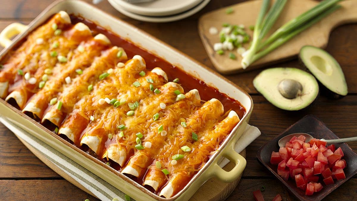 Easy Beef Enchiladas: A Kid-Friendly Weeknight Tex-Mex Dinner